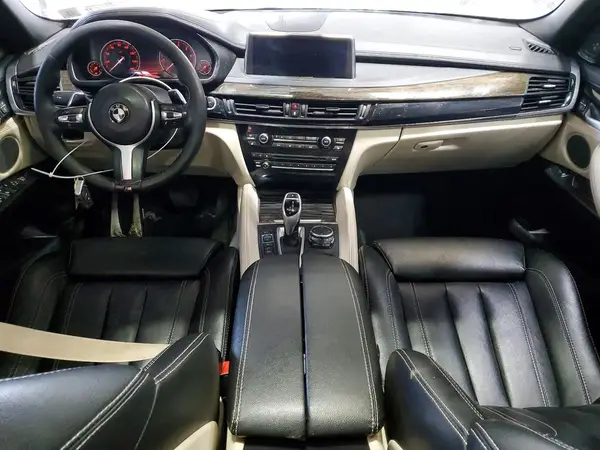 5UXKU2C53G0N83754 2016 BMW X6 - Image 8