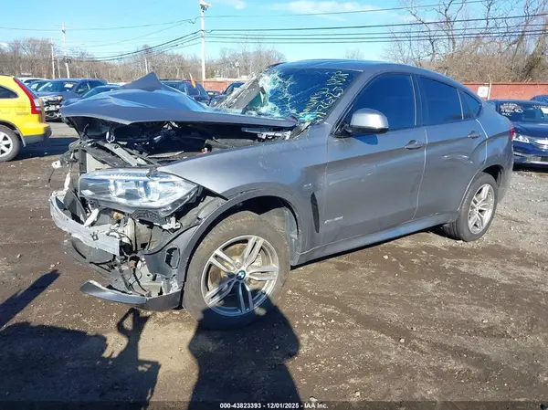 5UXKU2C53J0X48984 2018 BMW X6 - Image 2