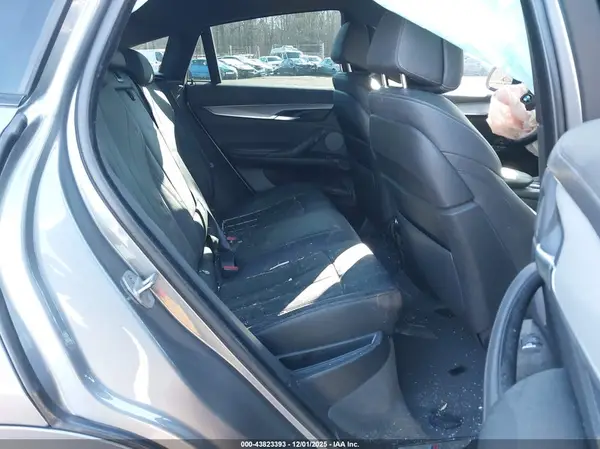 5UXKU2C53J0X48984 2018 BMW X6 - Image 8
