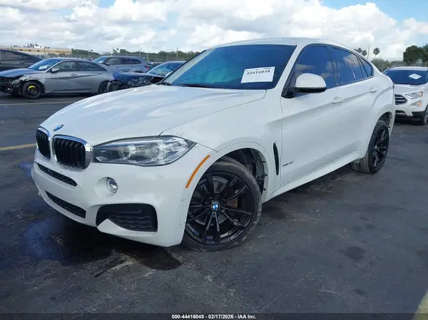 5UXKU2C53J0Z61711 2018 BMW X6 - Image 2