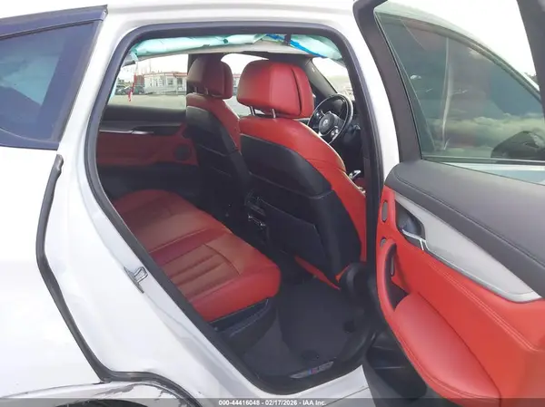 5UXKU2C53J0Z61711 2018 BMW X6 - Image 8