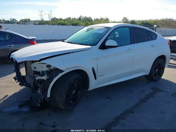 5UXKU2C55J0Z62472 2018 BMW X6 - Image 2