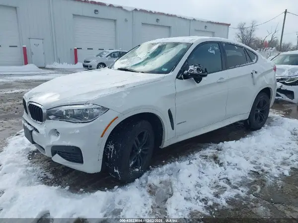 5UXKU2C55K0Z64272 2019 BMW X6 - Image 2