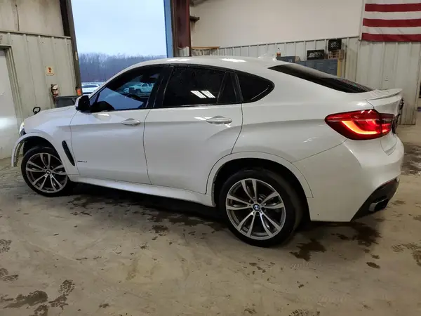 5UXKU2C56G0N80721 2016 BMW X6 - Image 2