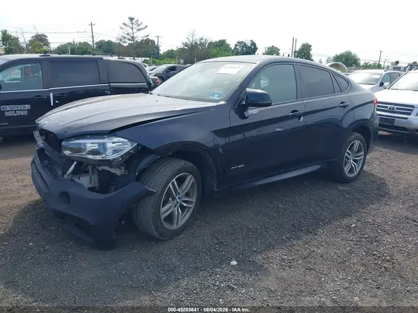 5UXKU2C56J0X50261 2018 BMW X6 - Image 2