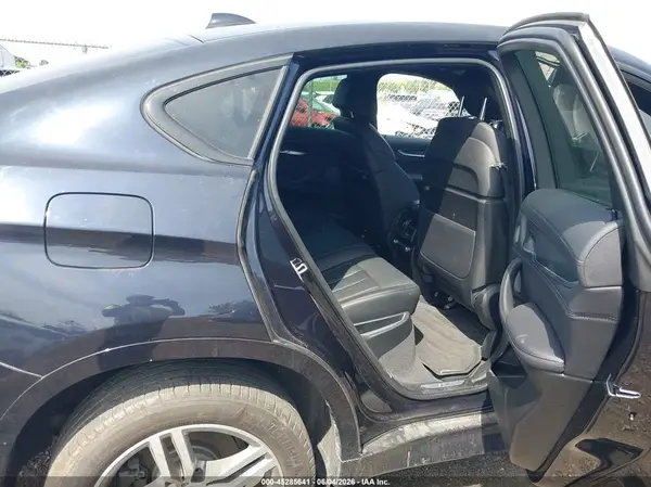 5UXKU2C56J0X50261 2018 BMW X6 - Image 8