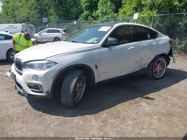 5UXKU2C57K0Z63866 2019 BMW X6 - Image 2