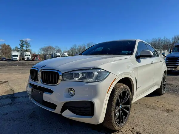 5UXKU2C57K0Z64693 2019 BMW X6 - Image 2