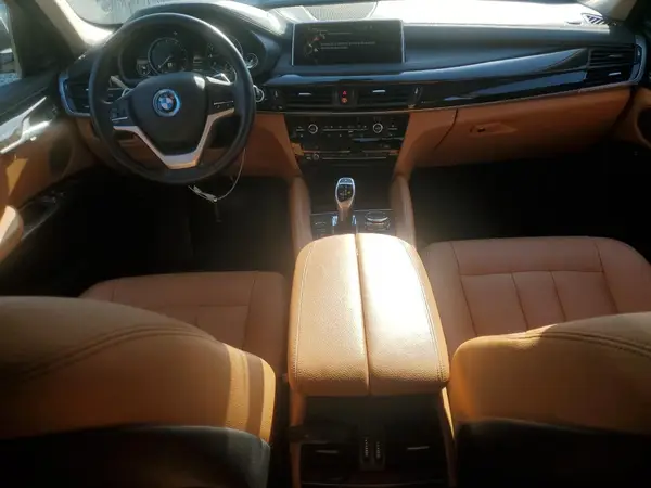 5UXKU2C59G0N83077 2016 BMW X6 - Image 8