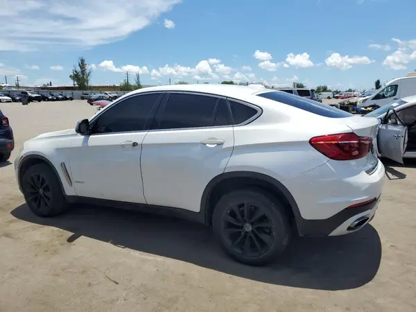 5UXKU2C5XJ0X48819 2018 BMW X6 - Image 2