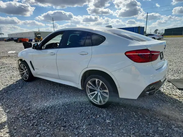 5UXKU2C5XJ0Z61012 2018 BMW X6 - Image 2