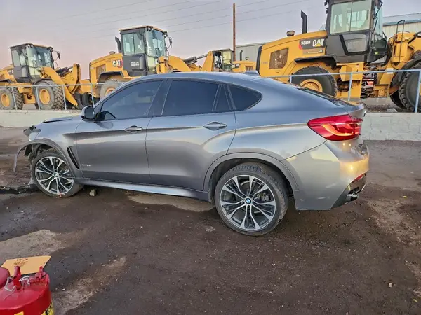 5UXKU2C5XJ0Z61091 2018 BMW X6 - Image 2