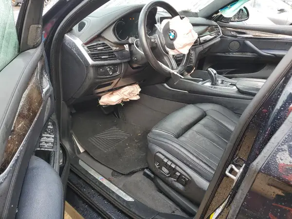 5UXKU2C5XJ0Z62256 2018 BMW X6 - Image 8