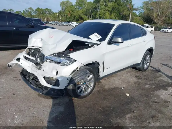 5UXKU2C5XK0Z64168 2019 BMW X6 - Image 2