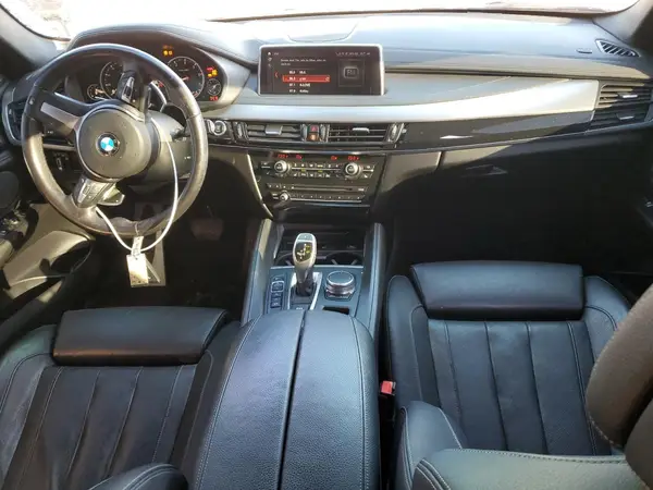 5UXKU6C50J0W39048 2018 BMW X6 - Image 8