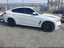 5UXKU6C58J0Z66622 2018 BMW X6