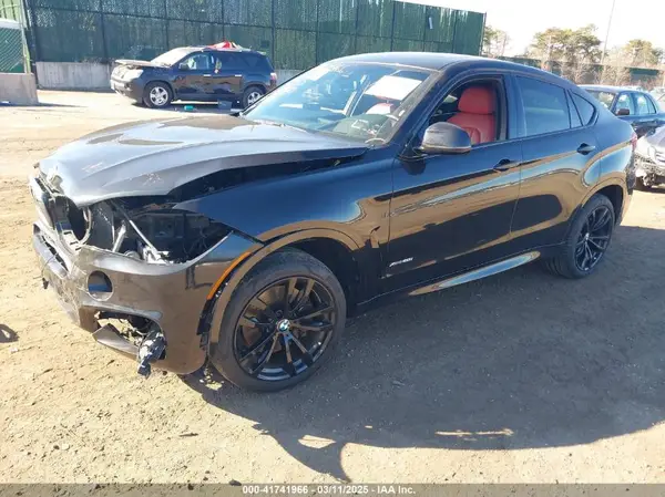 5UXKU6C59KLP60659 2019 BMW X6 - Image 2