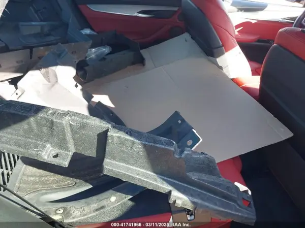 5UXKU6C59KLP60659 2019 BMW X6 - Image 8
