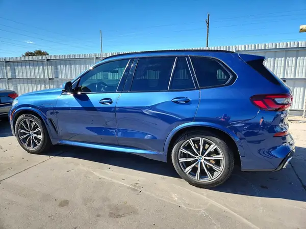 5UXTA6C00M9D61174 2021 BMW X5 - Image 2