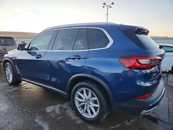 5UXTA6C00M9H61915 2021 BMW X5 - Image 2
