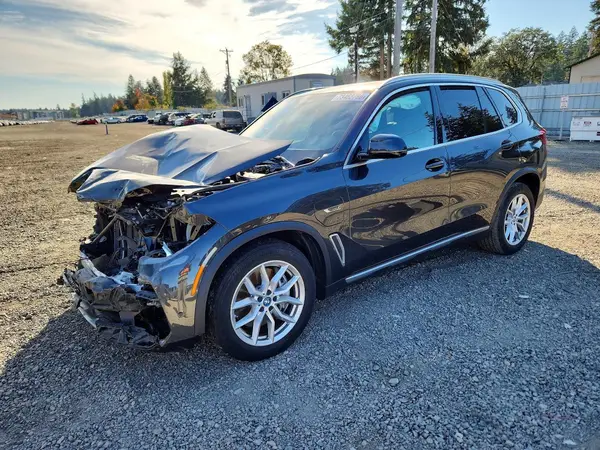 5UXTA6C00N9K74230 2022 BMW X5 - Image 1