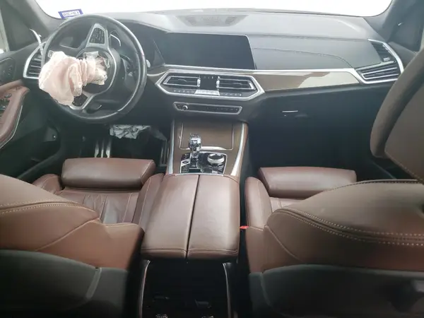 5UXTA6C00N9K77743 2022 BMW X5 - Image 8