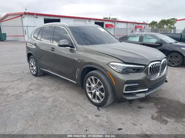 5UXTA6C00N9L06383 2022 BMW X5 - Image 1