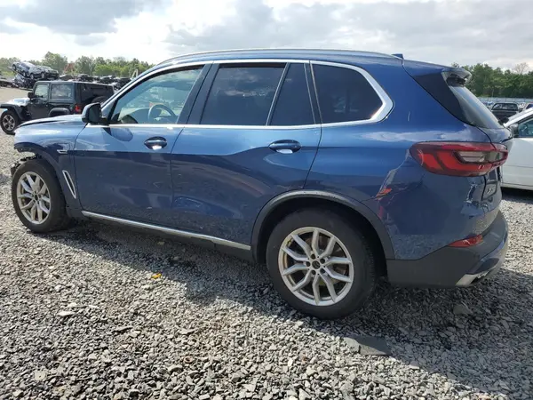 5UXTA6C00N9M11084 2022 BMW X5 - Image 2