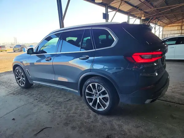 5UXTA6C00N9N27854 2022 BMW X5 - Image 2