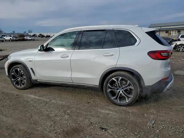 5UXTA6C00P9N95266 2023 BMW X5 - Image 2