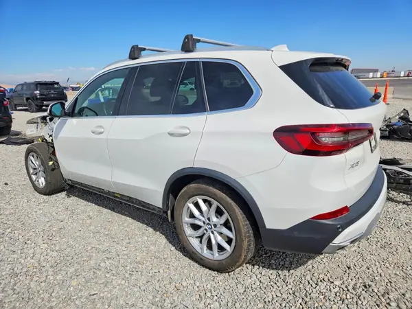 5UXTA6C01M9F74568 2021 BMW X5 - Image 2