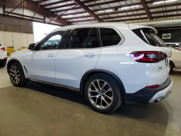 5UXTA6C01M9H25800 2021 BMW X5 - Image 2