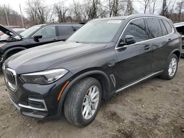 5UXTA6C01N9H53033 2022 BMW X5 - Image 1