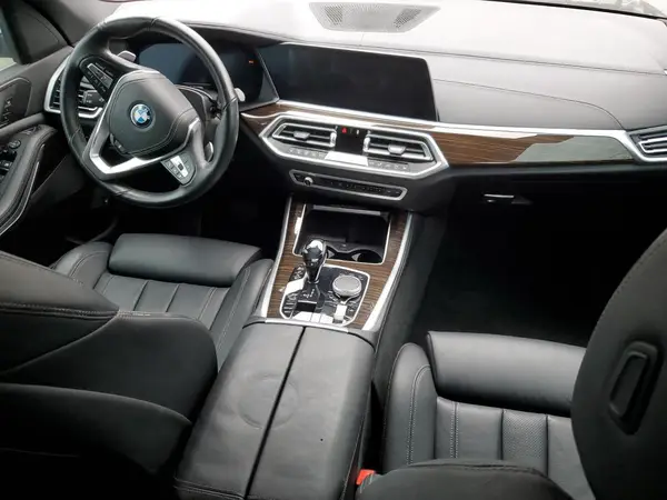 5UXTA6C01N9H53033 2022 BMW X5 - Image 8