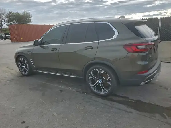 5UXTA6C01N9J22408 2022 BMW X5 - Image 2