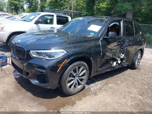 5UXTA6C01N9L07364 2022 BMW X5 - Image 2