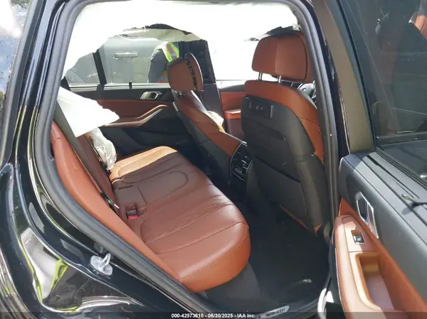 5UXTA6C01N9L07364 2022 BMW X5 - Image 8