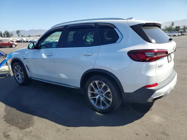 5UXTA6C01N9L76149 2022 BMW X5 - Image 2