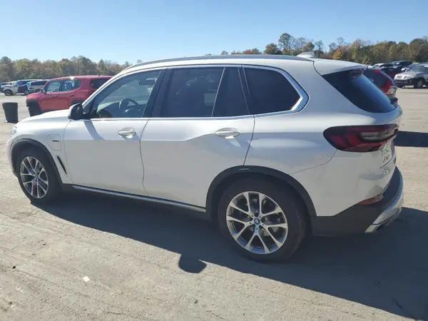5UXTA6C01N9M17735 2022 BMW X5 - Image 2