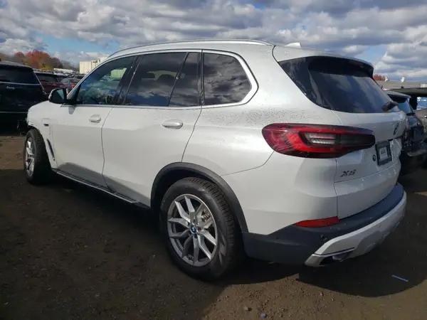 5UXTA6C01P9N50966 2023 BMW X5 - Image 2