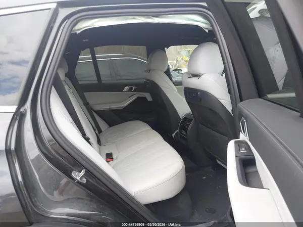 5UXTA6C01P9N55536 2023 BMW X5 - Image 8