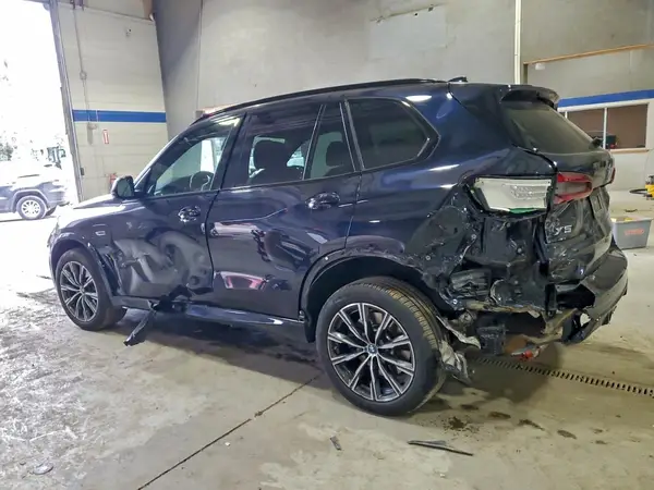 5UXTA6C01P9P30674 2023 BMW X5 - Image 2