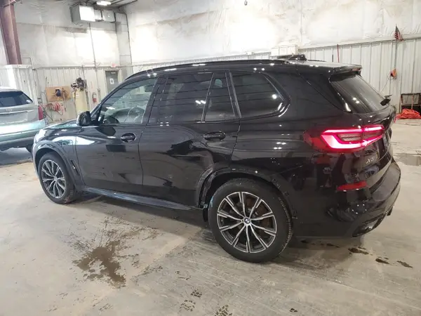 5UXTA6C02M9F45757 2021 BMW X5 - Image 2