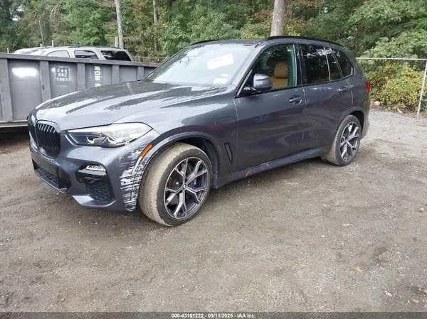 5UXTA6C02M9H64914 2021 BMW X5 - Image 2