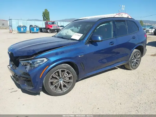 5UXTA6C02N9J23843 2022 BMW X5 - Image 2