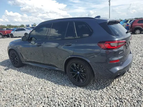 5UXTA6C02N9K97833 2022 BMW X5 - Image 2