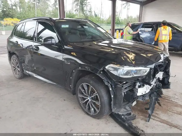 5UXTA6C02N9L02576 2022 BMW X5 - Image 1