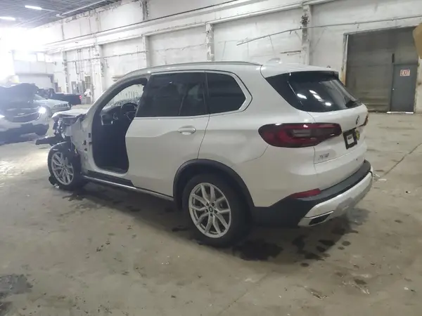 5UXTA6C02N9L87936 2022 BMW X5 - Image 2