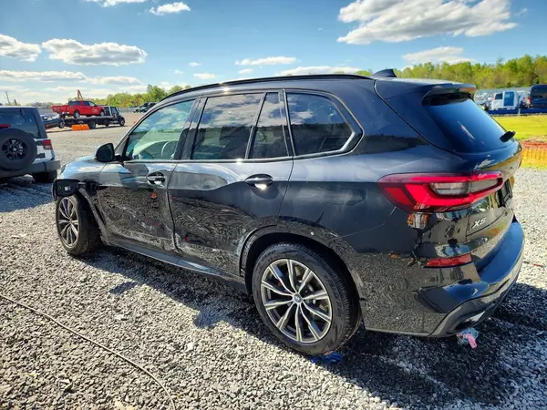 5UXTA6C02N9L89878 2022 BMW X5 - Image 2