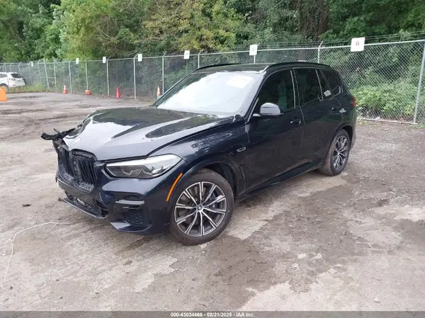 5UXTA6C02N9M01270 2022 BMW X5 - Image 2